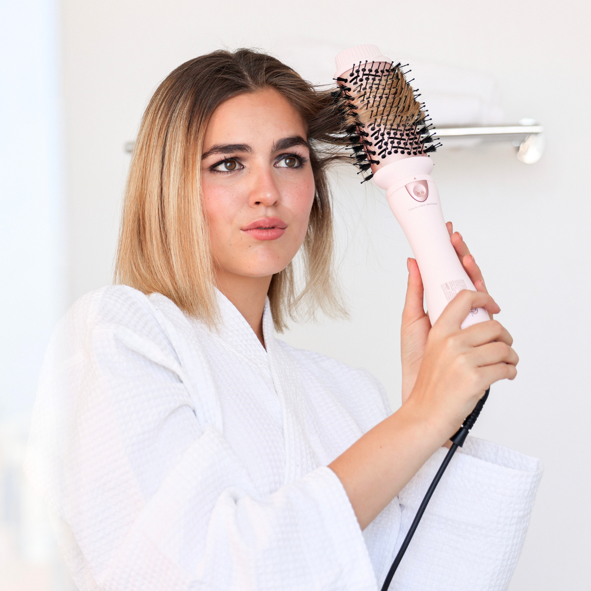 Beachwaver Blow Brush