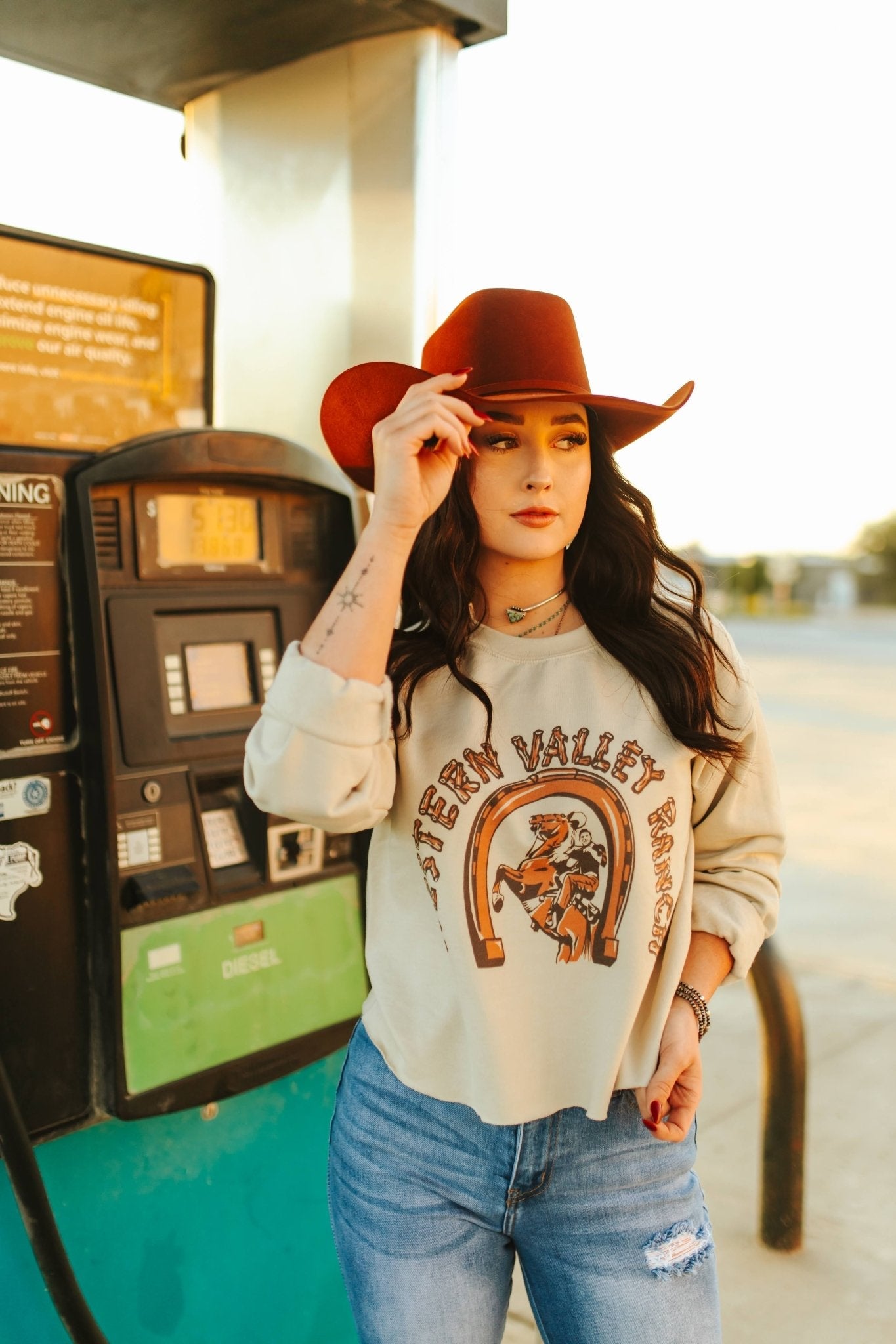 Western Valley Ranch Raw Hem Graphic Sweatshirt